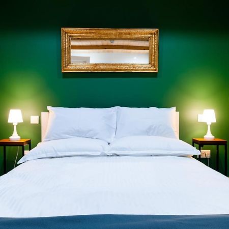 Monreal Boutique Townhouse - R024Rm5 Hotel Paola Ngoại thất bức ảnh